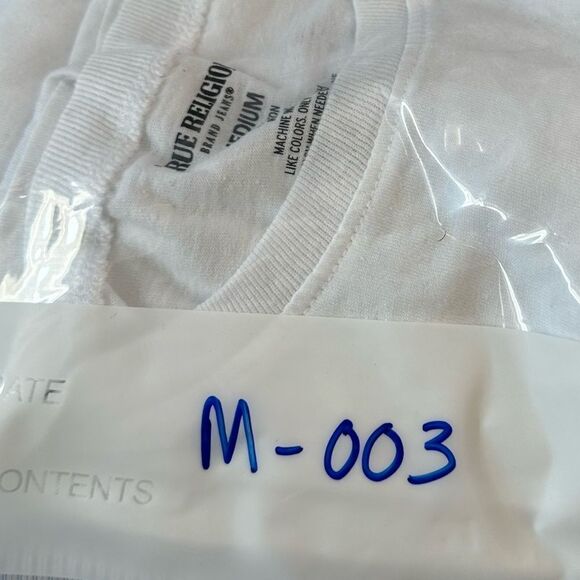 True Religion Medium Short Sleeve T-Shirt With Iconic Sleeve Logo - Picture 6 of 6